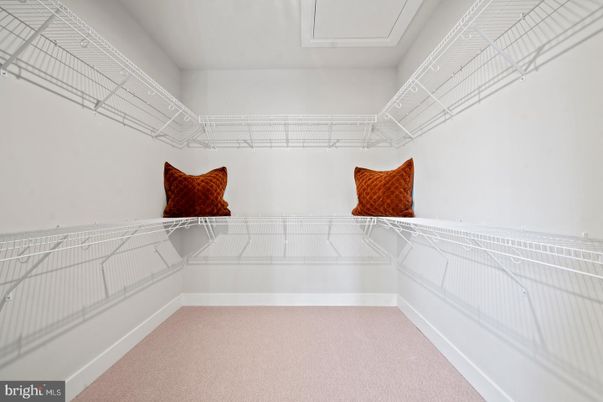 Interior, Walk-in Closets