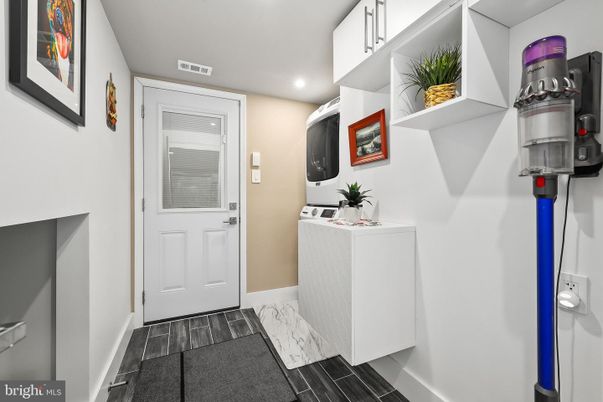 Interior, Marble, Recessed Lighting, Wood Texture Flooring