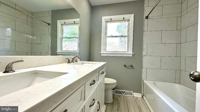 Bathroom, Dual Sink Vanities, Interior, Wood Texture Flooring