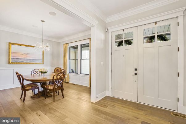 Chandelier, Dining room, Interior, Pendant Lights, Wood Texture Flooring