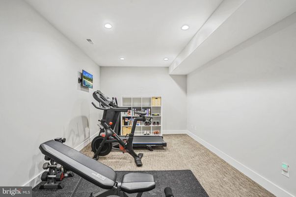 Fitness Equipment, Interior, Recessed Lighting