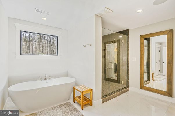 Bathroom, Free Standing Baths, Glass Shower, Interior, Recessed Lighting