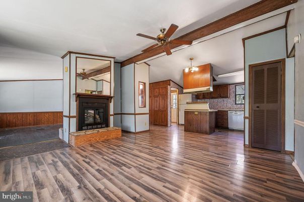 Fireplace, Interior, Kitchen, Wood Texture Flooring