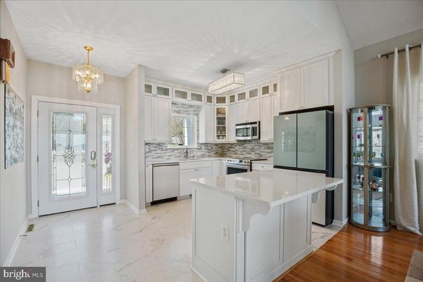 Chandelier, Interior, Kitchen, Marble, Stainless Steel Appliances, Wood Texture Flooring