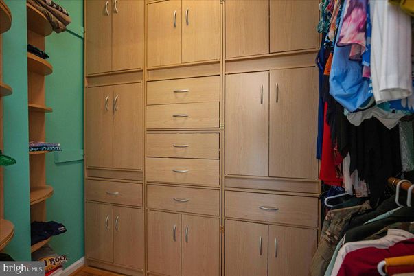 Interior, Walk-in Closets