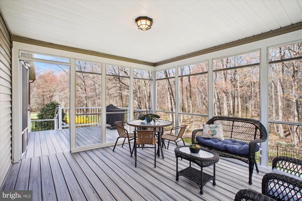 Dining room, Interior, Sun Room, Wood Texture Flooring