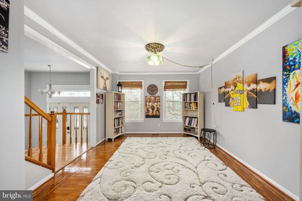 Interior, Pendant Lights, Wood Texture Flooring