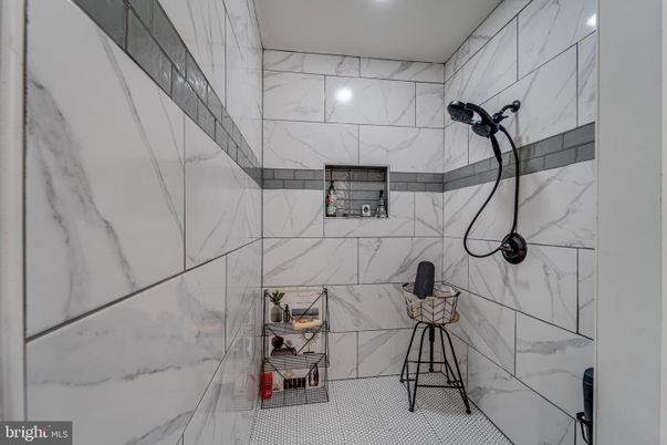 Bathroom, Interior, Marble Walls, Recessed Lighting