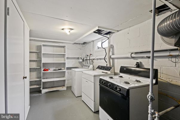 Interior, Washer