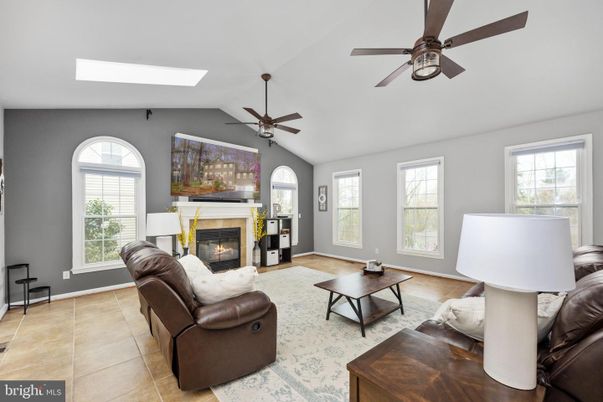 Fireplace, Interior, Living room