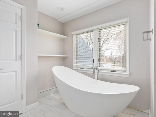 Bathroom, Free Standing Baths, Interior, Marble, Recessed Lighting