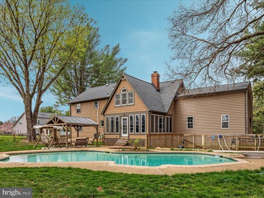 Exterior, Pool, Solar Panels