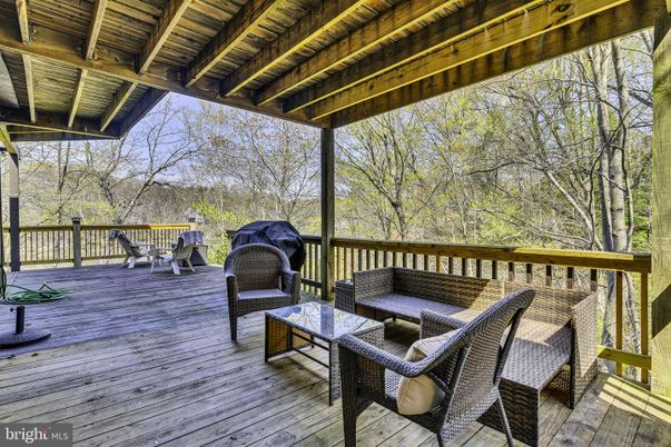 Exterior, Wood Texture Flooring