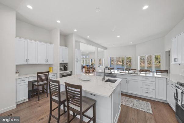 Interior, Kitchen, Recessed Lighting, Water, Wood Texture Flooring