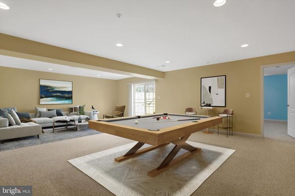 Billiard Table, Game Room, Interior, Living room, Recessed Lighting