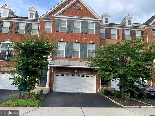 Attached, Exterior, Facade, Brick Facade, Rowhouse