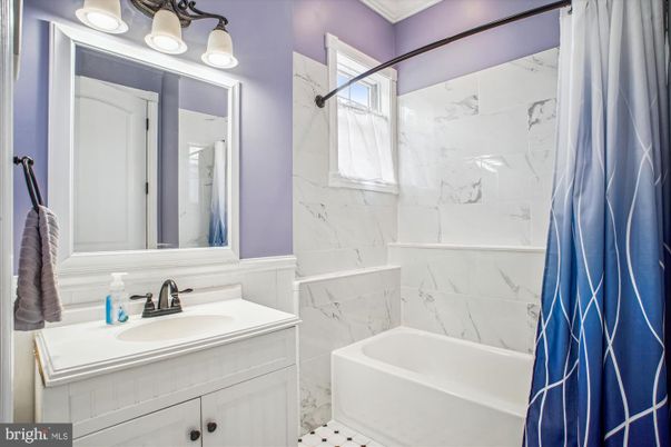 Bathroom, Interior, Marble Walls