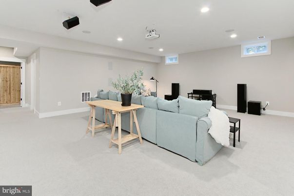 Dining room, Interior, Living room, Recessed Lighting