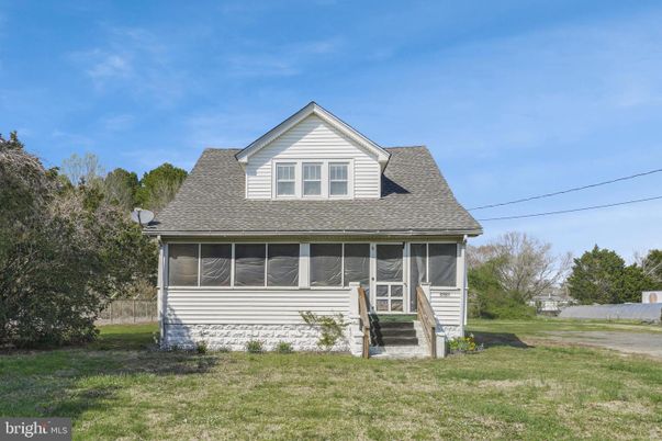 Exterior, Facade, Cape Cod
