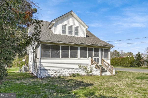 Exterior, Facade, Cape Cod