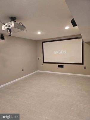 Interior, Projection Screen, Recessed Lighting