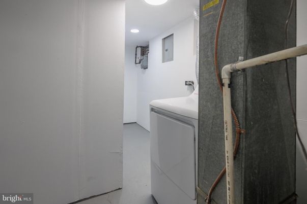 Interior, Recessed Lighting, Washer