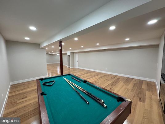Billiard Table, Game Room, Interior, Recessed Lighting, Wood Texture Flooring