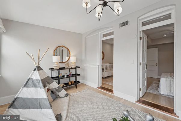 Interior, Pendant Lights, Recessed Lighting, Wood Texture Flooring