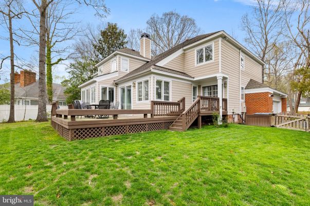 Backyard, Exterior, Hot Tub