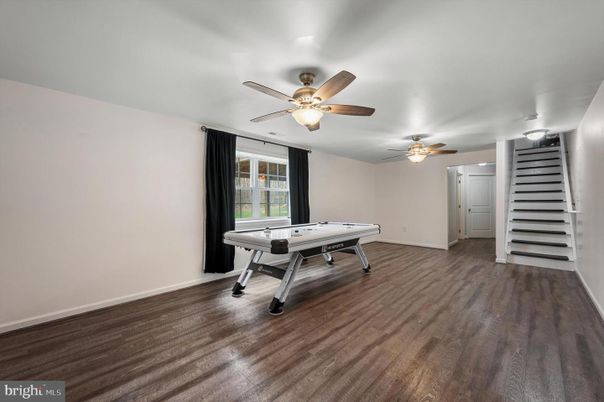 Game Room, Interior, Wood Texture Flooring
