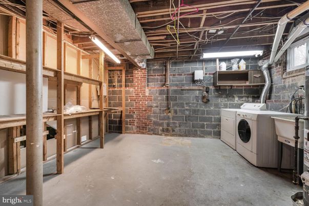 Interior, Stone Walls, Washer