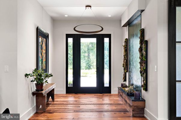 Interior, Pendant Lights, Recessed Lighting, Wood Texture Flooring