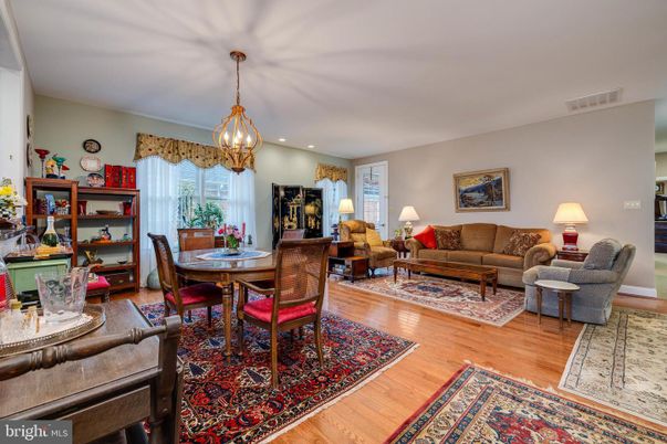 Dining room, Interior, Living room, Pendant Lights, Recessed Lighting, Wood Texture Flooring