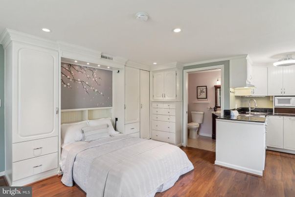 Bedroom, Interior, Kitchen, Recessed Lighting, Wood Texture Flooring