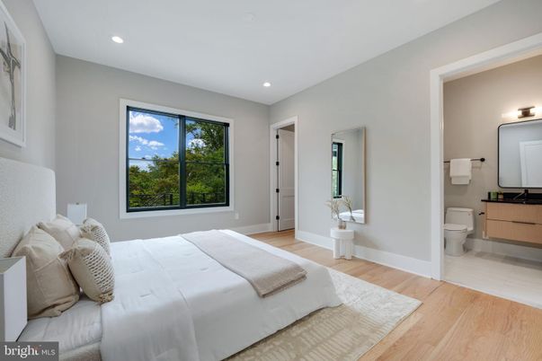 Bathroom, Bedroom, Interior, Recessed Lighting, Wood Texture Flooring