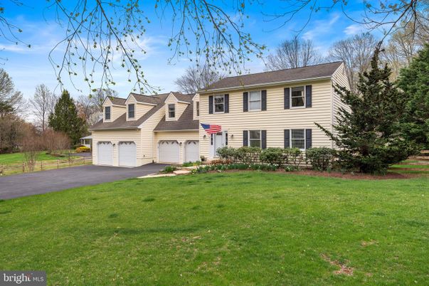 Attached, Backyard, Exterior, Facade, Georgian
