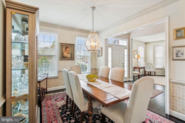 Chandelier, Dining room, Interior, Pendant Lights, Wood Texture Flooring