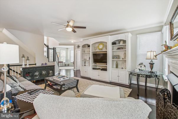 Fireplace, Interior, Living room