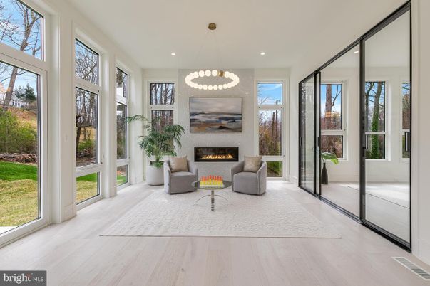 Fireplace, Interior, Living room, Pendant Lights, Recessed Lighting, Wood Texture Flooring