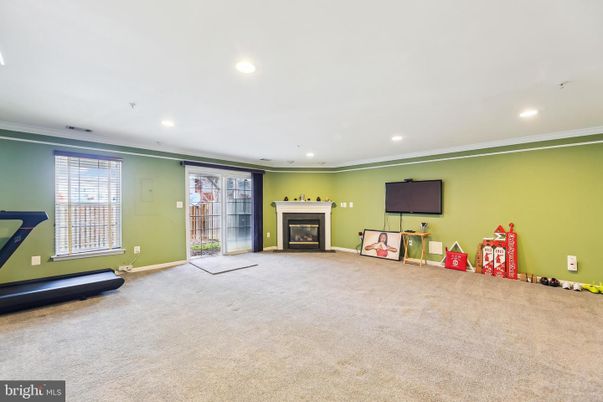 Empty room, Fireplace, Interior, Recessed Lighting