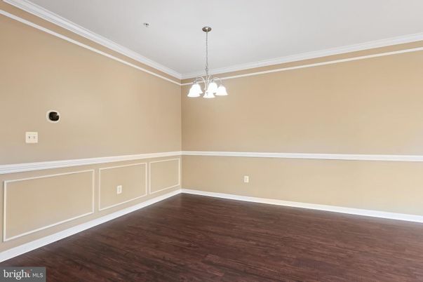 Empty room, Interior, Pendant Lights, Wood Texture Flooring