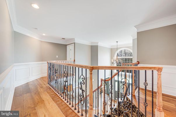 Chandelier, Interior, Recessed Lighting, Wood Texture Flooring