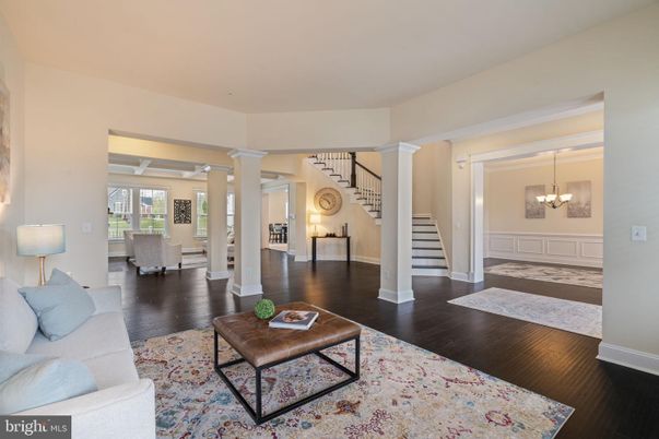Chandelier, Dining room, Interior, Living room, Wood Texture Flooring