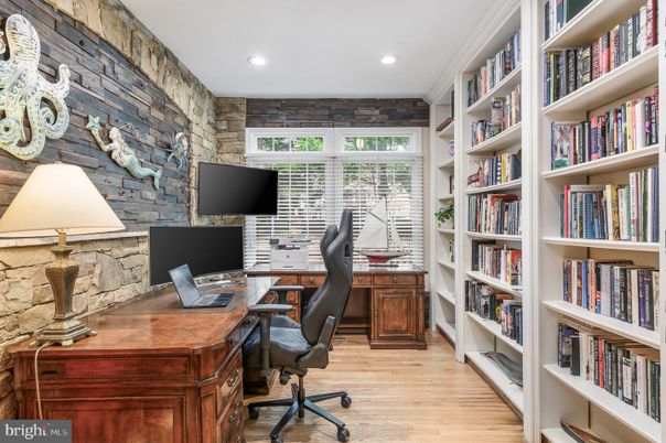 Home Office, Interior, Recessed Lighting, Stone Walls, Wood Texture Flooring