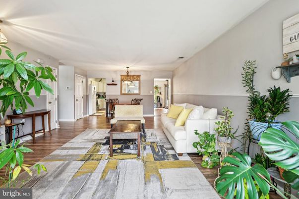 Dining room, Interior, Living room, Wood Texture Flooring
