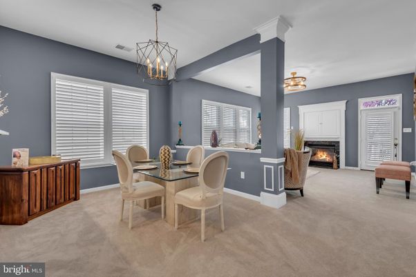 Chandelier, Dining room, Fireplace, Interior, Pendant Lights