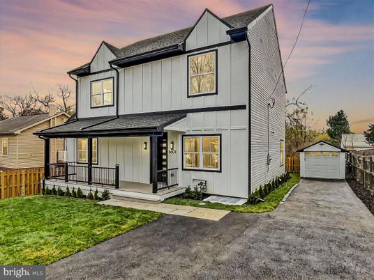 Backyard, Detached Garage, Exterior, Facade, Farmhouse