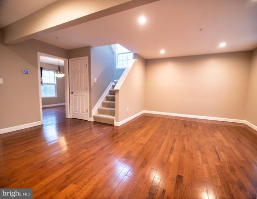 Empty room, Interior, Pendant Lights, Recessed Lighting, Wood Texture Flooring