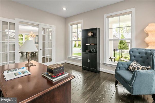 Chandelier, Home Office, Interior, Recessed Lighting, Wood Texture Flooring