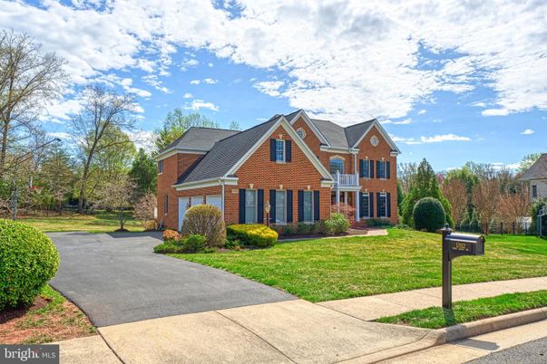 Exterior, Facade, Brick Facade, Brick Traditional
